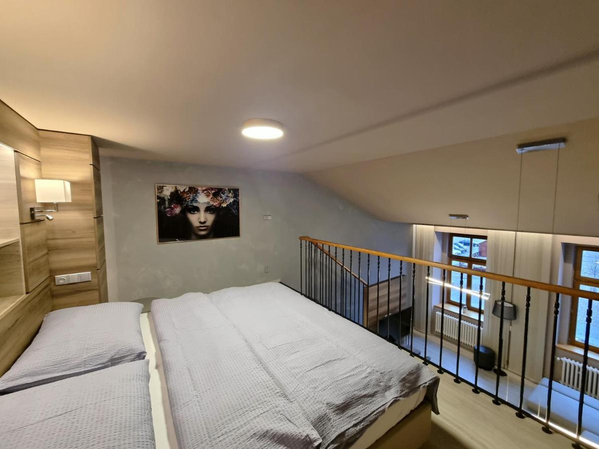 Apartmany Etenia Kadaň المظهر الخارجي الصورة