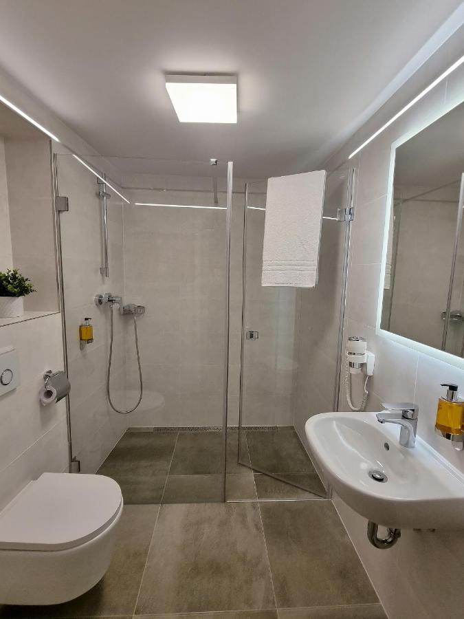 Apartmany Etenia Kadaň المظهر الخارجي الصورة